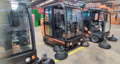 榮事達(dá)電動掃地車 榮事達(dá)電動掃地車.jpg