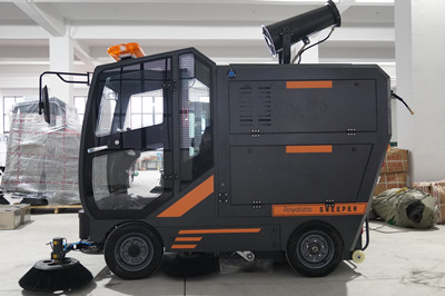 榮事達CAR220霧炮掃地車 榮事達CAR220霧炮掃地車.jpg